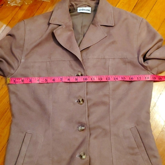Steilmann faux suede jacket. Tan (light brown). Closes with buttons. Size M. - Picture 5 of 10